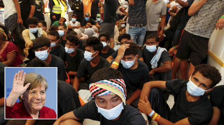 Migrants wait for their test results on the island of Sicily, Italy August 7, 2021. © REUTERS/Darrin Zammit Lupi; (inset) © Markus Schreiber/Pool via REUTERS