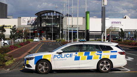 Police at the scene of an attack at a shopping mall in Auckland, New Zealand, September 3, 2021.