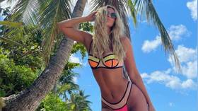 ‘Nice coconuts’: Russian breaststroke charmer Efimova soaks up sun before planning tilt at $1.4m Swimming World Cup (PHOTOS)
