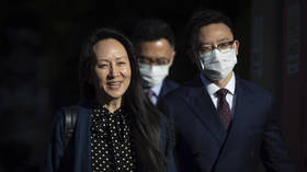 Канада освобождает задержанного руководителя Huawei Мэн Ваньчжоу после того, как США отказались от экстрадиции