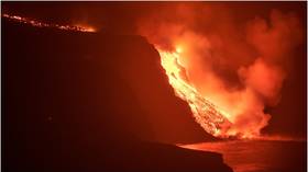 Toxic gases feared on Spain’s Canary Islands as lava from devastating eruption reaches Atlantic Ocean (VIDEOS, PHOTOS)