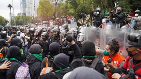27 policewomen injured in clashes with abortion rights activists in Mexico City (VIDEOS, PHOTOS)