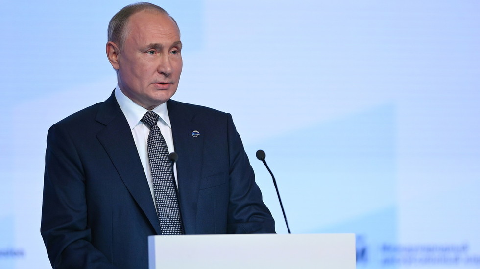 End of capitalism, transgender kids, NATO, reverse racism, WWII, censorship and more: what Putin spoke about at Valdai