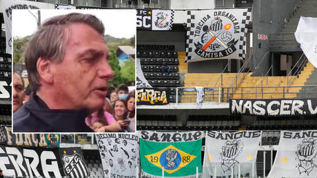 Jair Bolsonaro claims he was not allowed to watch a match at Santos © Twitter / VarskySports | © Sebastiao Moreira / Reuters