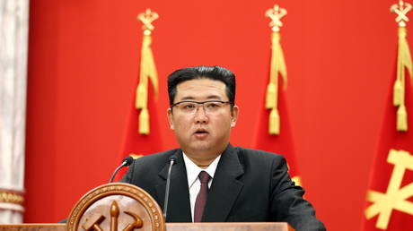 North Korean leader Kim Jong Un speaks during an event celebrating the 76th anniversary of the founding of the ruling Workers' Party of Korea (WPK) in Pyongyang, North Korea, in this undated photo released on October 11, 2021 by North Korea's Korean Central News Agency (KCNA). © KCNA / via REUTERS.