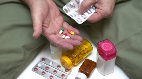 Pandemic-hit NHS wastes over &pound;560mn yearly on &lsquo;unnecessary&rsquo; & addictive pills with severe withdrawal symptoms &ndash; study