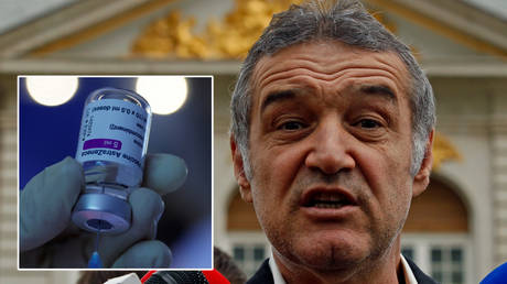 Gigi Becali has likened being vaccinated to being shot in the head © Bogdan Cristel / Reuters | © Leonhard Foeger / Reuters