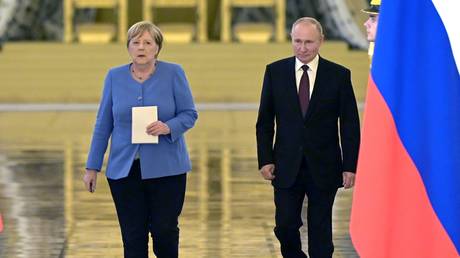 Worldwide popularity of Russian leadership surges ahead of Chinese & American for first time, while Germany remains in lead &ndash; poll