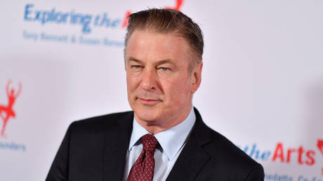 FILE PHOTO: Actor Alec Baldwin attends the 'Exploring the Arts' 20th anniversary Gala at Hammerstein Ballroom in New York City. © AFP Angela Weiss