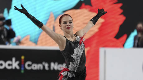 &lsquo;Russian Rocket&rsquo; Trusova cruises to US Grand Prix title despite injury restricting her to &lsquo;easier version&rsquo; of routine (VIDEO)