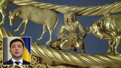 &lsquo;We&rsquo;ll take back the gold, then Crimea,&rsquo; Ukrainian president threatens, after Dutch court hands haul of ancient artifacts to Kiev