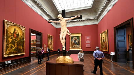 Exhibits in the Old Masters Paintings Gallery at Staatliche Kunstsammlungen Dresden. March 15, 2021. © Reuters / Matthias Rietschel