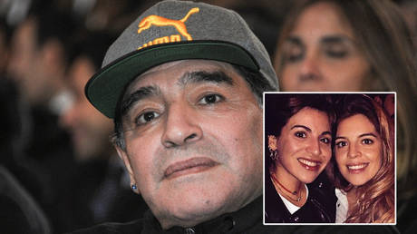 Diego Maradona and his daughters Gia (inset, left) and Dal (inset, right) © Rupak De Chowdhuri / Reuters | © Instagram / giamaradona
