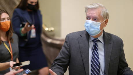 ‘Use guns! Take back the Senate!’ Lindsey Graham called for Capitol police to SHOOT Jan 6 rioters – report