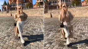 Russian OnlyFans pornstar ‘Lola Bunny’ forced to apologize after flashing boobs next to Red Square’s iconic St. Basil’s Cathedral