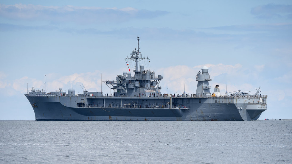 Russia sees US warships in Black Sea ‘through sights of defense systems,’ Putin says