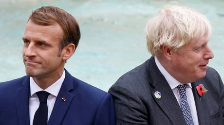 Britain's Prime Minister Boris Johnson and French President Emmanuel Macron. © Reuters / Guglielmo Mangiapane
