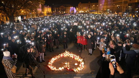 Poland explains which abortions are legal after young woman&rsquo;s death sparks outcry