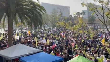 Protesters demonstrate against vaccine mandates in Los Angeles, California