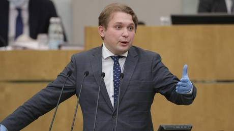 Russia should impose sanctions on those who hate its language & culture &ndash; nationalist MP