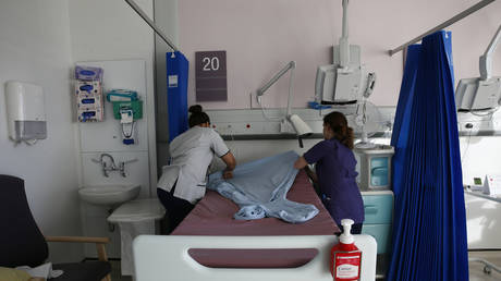 Record numbers waiting for vital heart scans &ndash; report