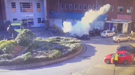 A surveillance camera footage shows a taxi exploding outside Liverpool Women's hospital in Liverpool, Britain November 14, 2021 in this still image obtained from a video on November 15, 2021. © Reuters / CCTV