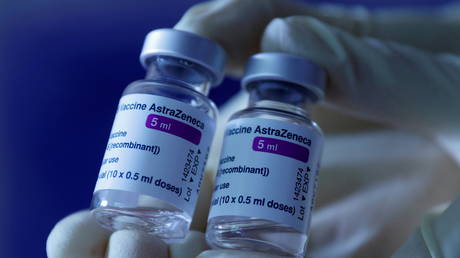 FILE PHOTO: Vials of AstraZeneca's COVID-19 vaccine. May 13, 2021. © Reuters / Leonhard Foeger