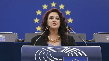 European Commissioner for Equality Helena Dalli delivers a speech at the European Parliament in Strasbourg. October 20, 2021. © AFP / Frederick Florin