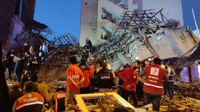 ‘Like judgement day’: Dozens trapped in Turkish building collapse (VIDEOS)