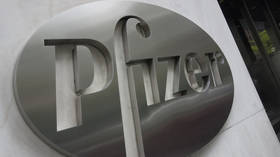 Pfizer расширяет доступ к своим таблеткам от Covid