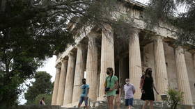 Франция обращается к Древней Греции за войной на проснувшихся