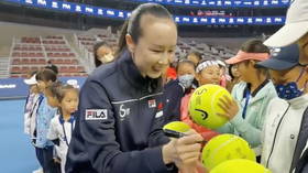 پنگ شوآی: ستاره تنیس به رئیس IOC می گوید که در امان است