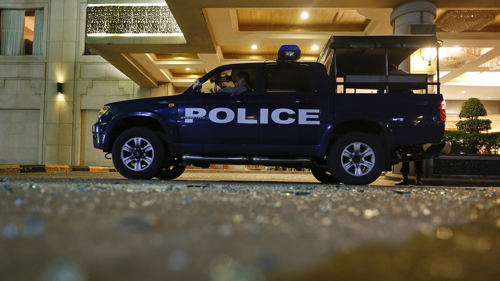 Five die after officers ram SUV into crowd (VIDEOS)