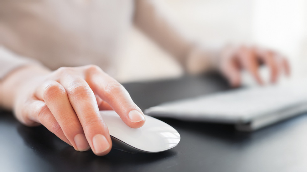 Remote workers find ways to trick ‘bossware’ spying