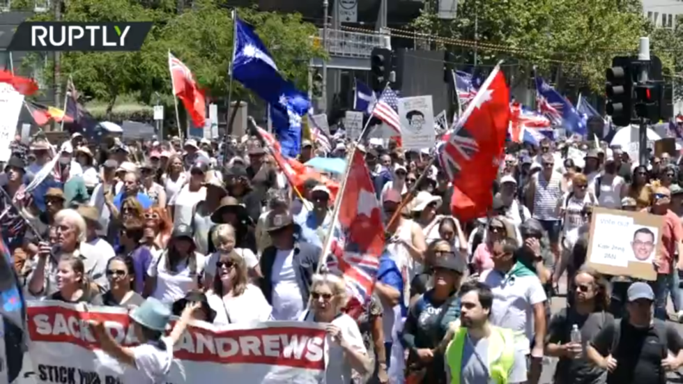 Vaccine mandates for workers met with mass protests in Australia (VIDEO)