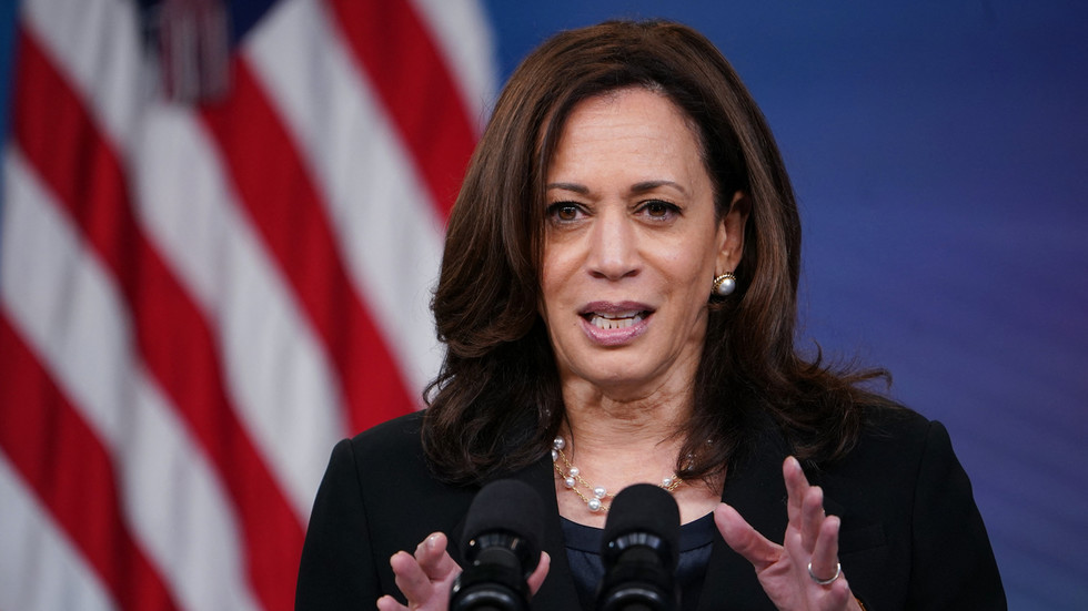 US threatens sanctions against Russia 'like no one has ever seen before'