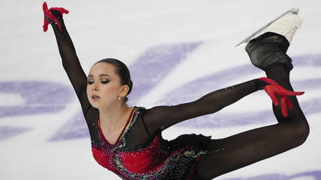 Kamila Valieva set a figure skating world record at 15 © Alexander Zemlianichenko / AP
