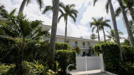Jeffrey Epstein’s residence in Palm Beach, Florida, in March 2014. © REUTERS / Joe Skipper