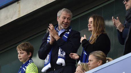 Chelsea owner Roman Abramovich has lavished large amounts on the English club, but less is known about his work in Russia. © Reuters