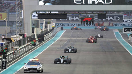 The deployment of the safety car caused controversy at the Saudi Arabia F1 Grand Prix © Ahmed Jadallah / Reuters