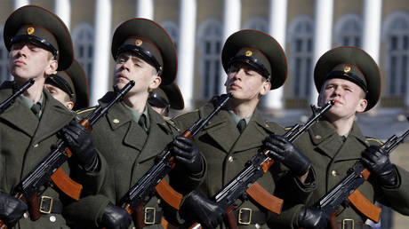 Does the West want to end the new Cold War?