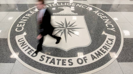 The lobby of the CIA Headquarters Building in Langley, Virginia. © Reuters / Larry Downing