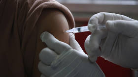 Twitter назвал ссылку Американской кардиологической ассоциации `` небезопасной '' по отношению к вакцинам против Covid