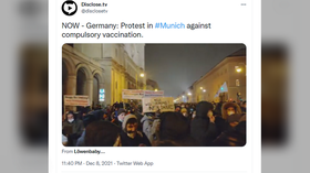 تظاهرات معترضان علیه دستور واکسن در مونیخ (فیلم)