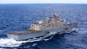 Военный корабль США парализован из-за вспышки Covid