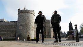 Un intrus armé détenu au château de Windsor où la reine passe Noël