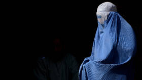 Как талибы затягивают петлю на правах женщин
