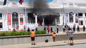 Parliament building set on fire during protest (VIDEO)