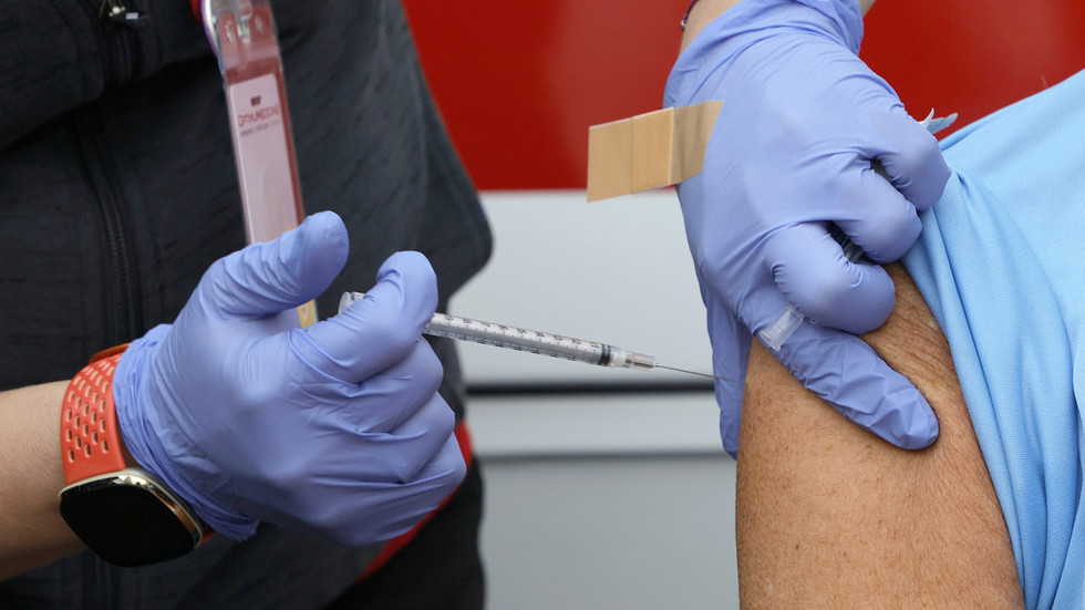 CDC says Pfizer-jabbed should get booster even sooner now