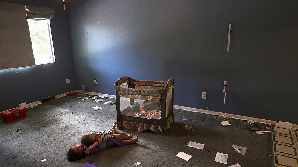 Pandemic babies may have slight development lag – study